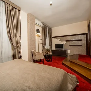 Passage Boutique באקו